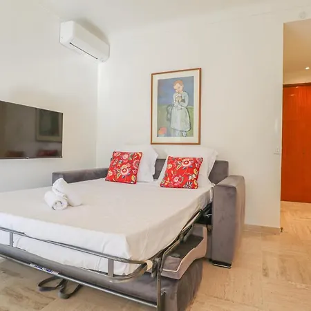 « Hawai » Proche Mer, Calme, Piscine Menton