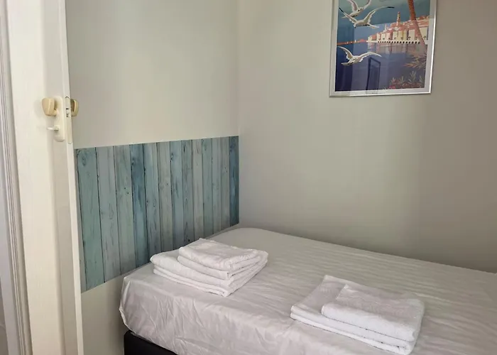 « Hawai » Proche Mer, Calme, Piscine Lejlighed Menton