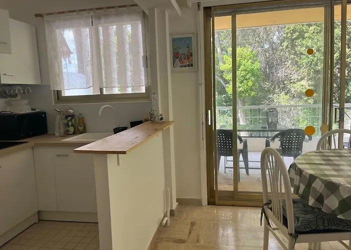 « Hawai » Proche Mer, Calme, Piscine *